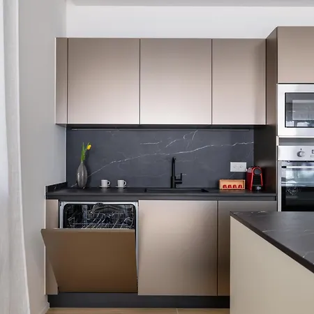 Apartment Family Joy - Location & Garage *