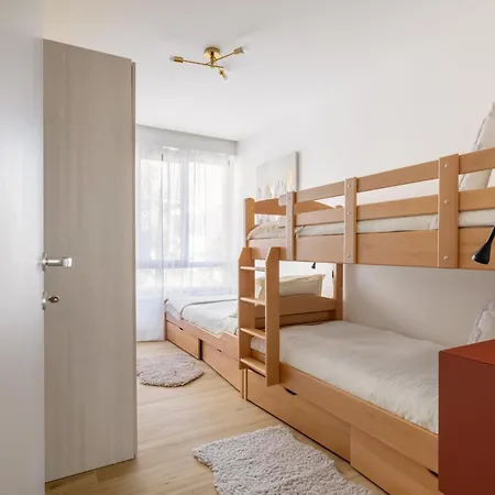 Apartment Family Joy - Location & Garage