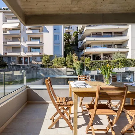 Family Joy - Location & Garage