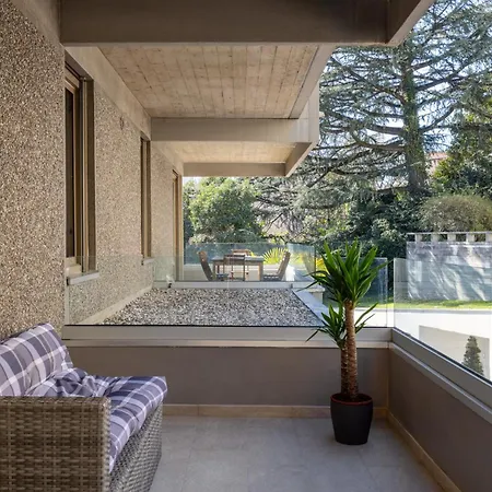 Family Joy - Location & Garage Apartment