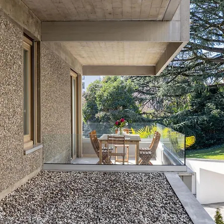 Family Joy - Location & Garage Lugano