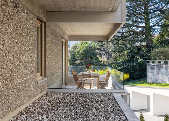 Family Joy - Close To Centre ルガーノ