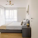 Family Joy - Close To Centre