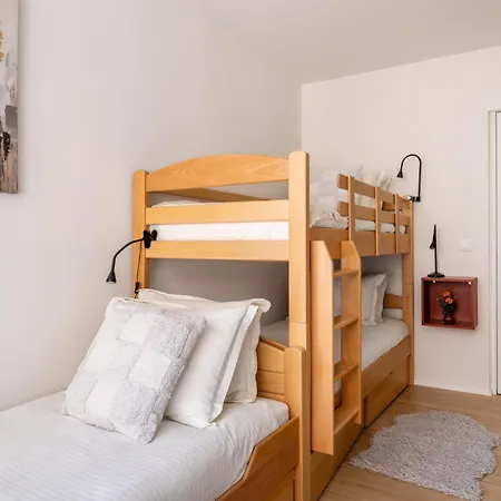 Family Joy - Close To Centre Lugano