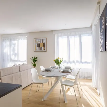 Family Joy - Close To Centre Apartment